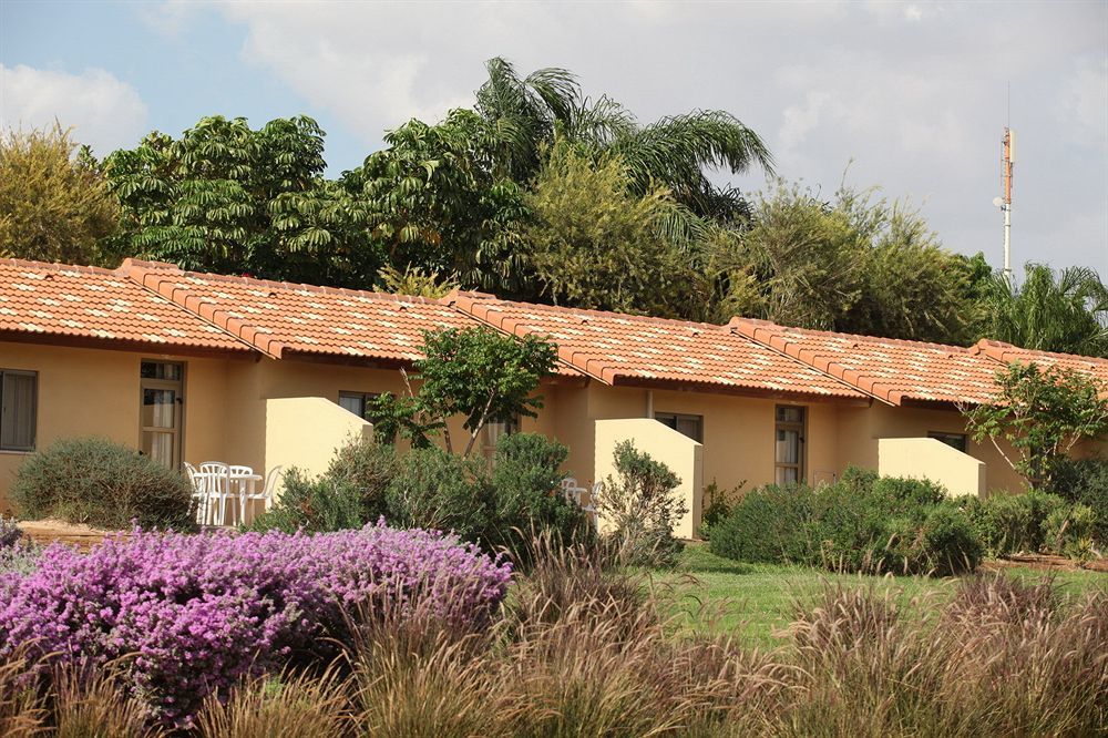 Almog Kibbutz Hotel Zewnętrze zdjęcie