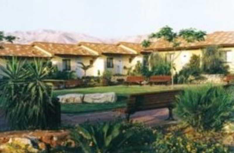 Almog Kibbutz Hotel Zewnętrze zdjęcie